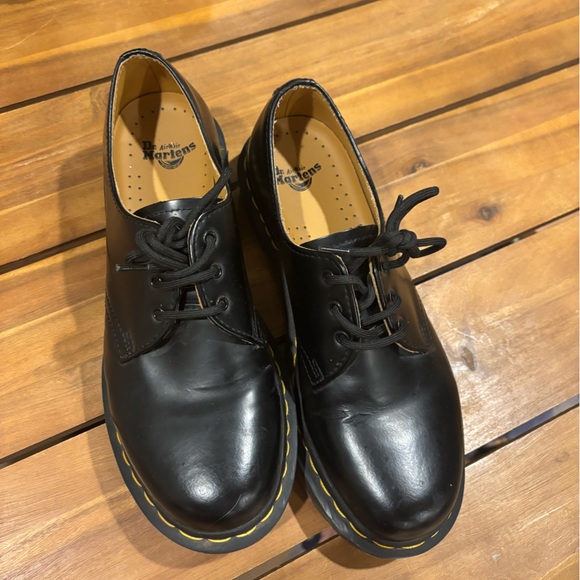 Dr. Martens Black Smooth Leather Oxford Shoes Women’s Size 9 - Picture 10 of 10